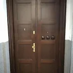On Miodowa アパート *